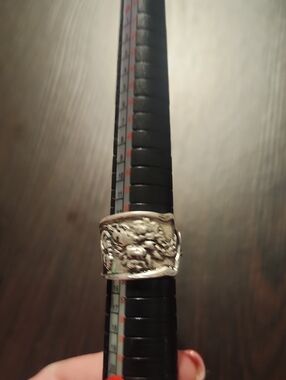 Silver Motif Band Ring - Silver